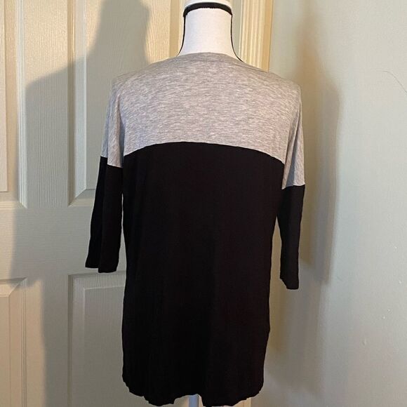 Zenana Outfitters, medium black & grey top - Picture 5 of 7